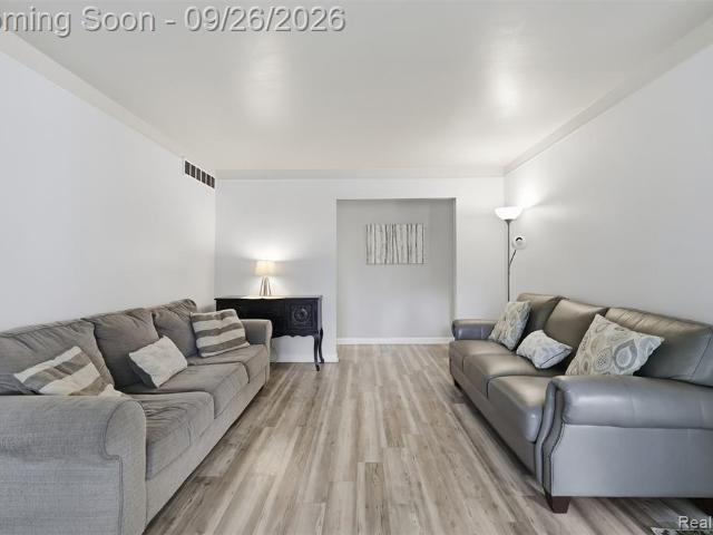 39964 Coronation Road