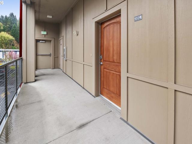3990 Abbey Ln, Unit 201B, Astoria, OR 97103 | MLS #295621