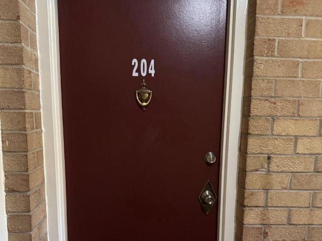 3991 Lyndhurst Drive # 204