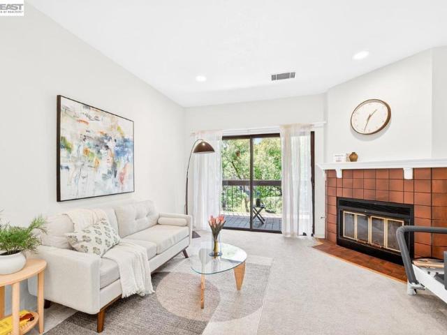 39931 Cedar Blvd 309