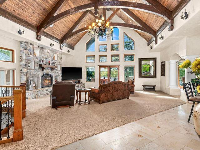 3993 Scenic View Road