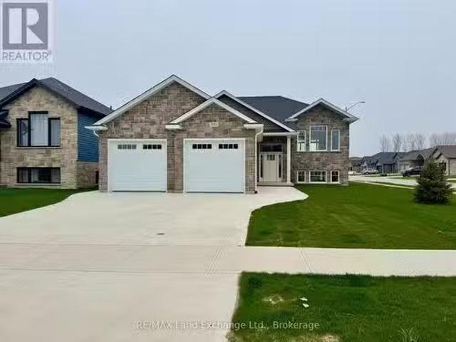 399 Amanda'S Way, Saugeen Shores, ON, N0H 2C3 house for sale.