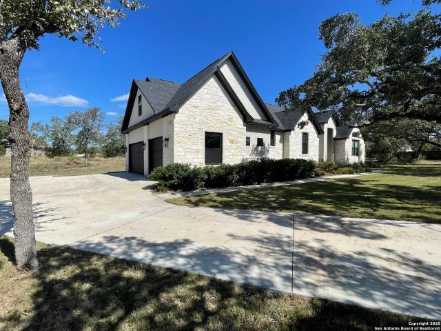 399 Bauer Ln, Castroville, TX 78009 | MLS #1912