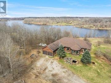 399 Grady Road E, Rideau Lakes, ON, K0G 1X0 house for sale | Listing ID X13056 | Royal LePage