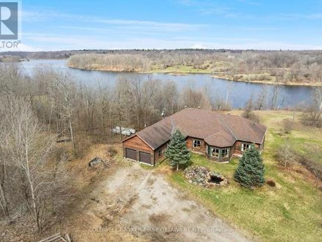 399 Grady Road E, Rideau Lakes, ON, K0G 1X0 house for sale | Listing ID X13056 | Royal LePage