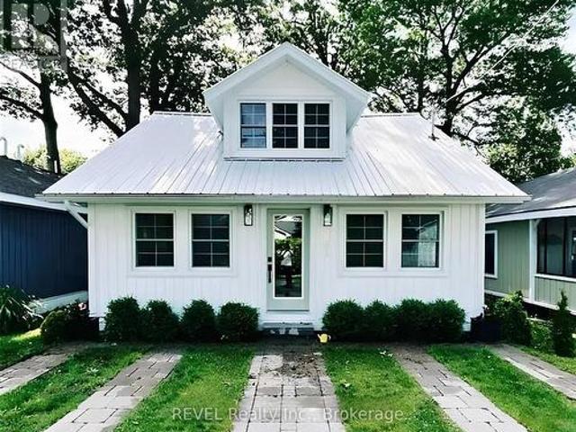399 Elmwood Avenue, Fort Erie Crystal Beach, ON, L0S 1B0 house for lease | Listing ID X13638 | Royal LePage
