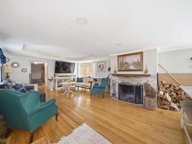 399 Springbrook Trl