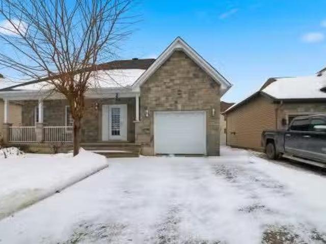 399 Rue Jeannine Grégoire Ross, Gatineau Gatineau, QC, J8P 1.