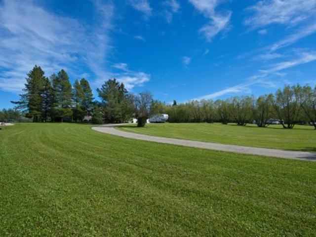 39 53 Rge Road 274, Rural Parkland County, AB, T7X 3T1 Luxury House for sale | Listing ID E4508 | Royal LePage Carriage Trade Luxury Properties