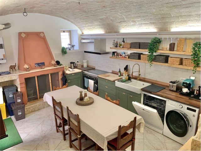 39 328 4293872 Whatsapp Bellissima casa in affitto nel centro storico
