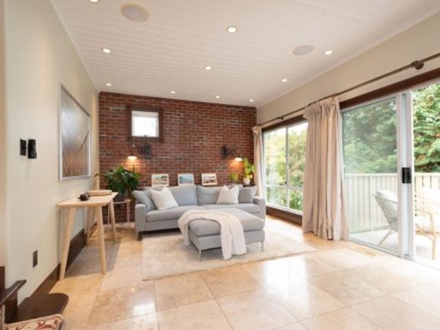 39 3939 Indian River Drive, North Vancouver, BC, V7G 2P6 townhouse for sale | Listing ID R3170 | Royal LePage