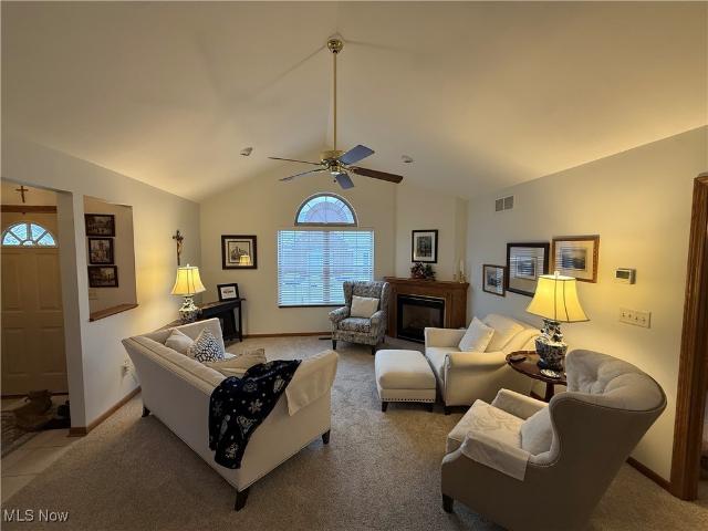 39 Village Court