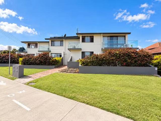 3/9 Watkins Street, The Junction Apartment for rent Listed by.