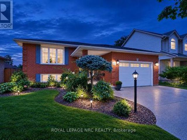 39 West Farmington Drive, St. Catharines, ON, L2S 3S3 house for sale | Listing ID X13791 | Royal LePage