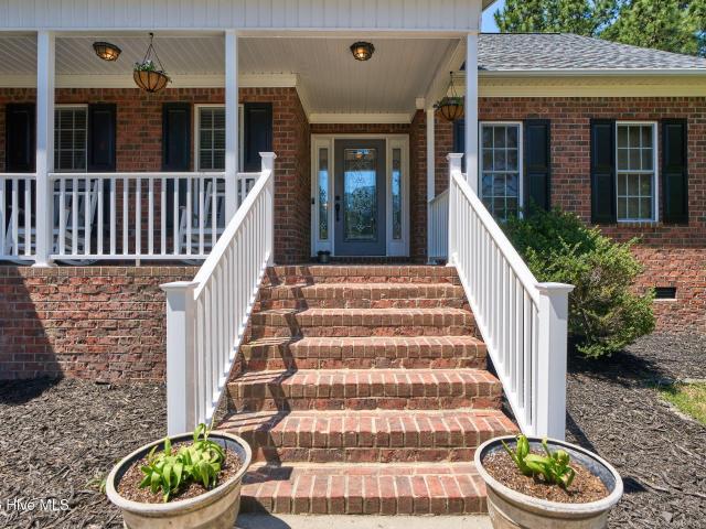 39 Winding Trail