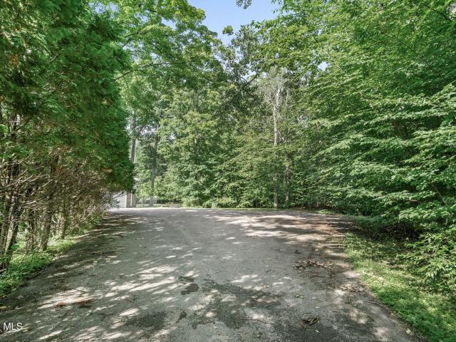 39 Woodside Drive