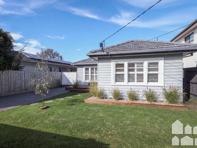 39 Adeney Street YARRAVILLE