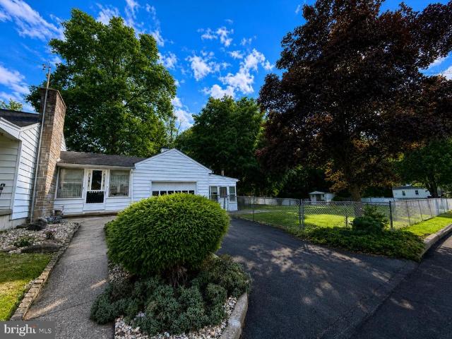 39 Ashley Avenue