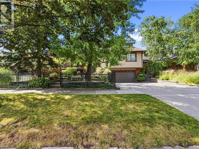 39 Audubon Street S, Hamilton, ON, L8J 1J6 house for sale | Listing ID 40864 | Royal LePage