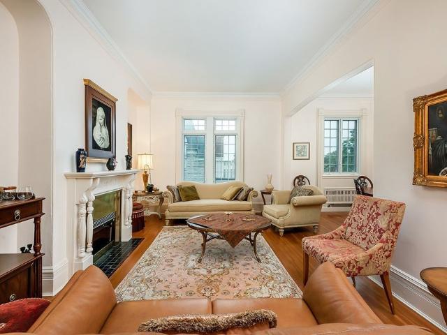 39, Av. Thornhill, None, Westmount