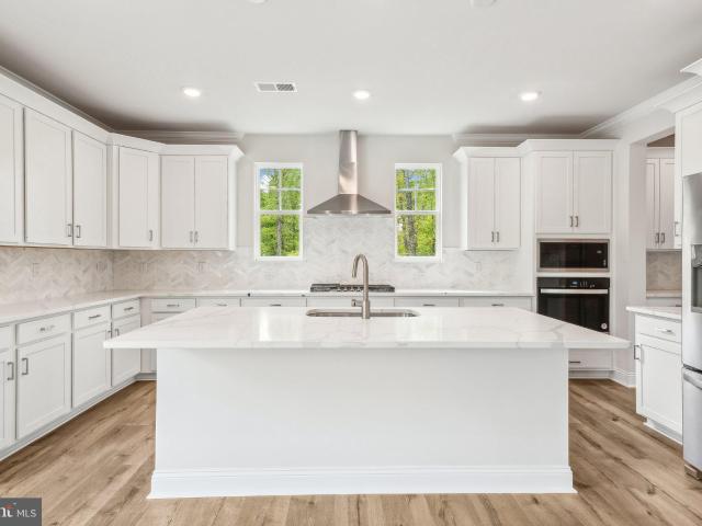 39 Avonwoods Dr, Staunton, VA 24401 | MLS #675531