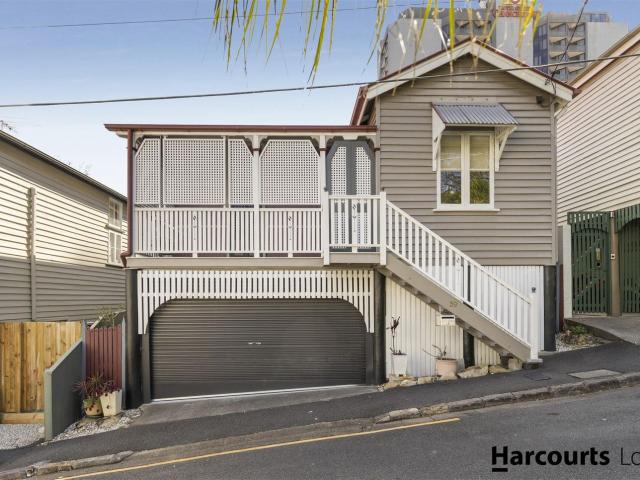 39 Birley Street, SPRING HILL, QLD 4000