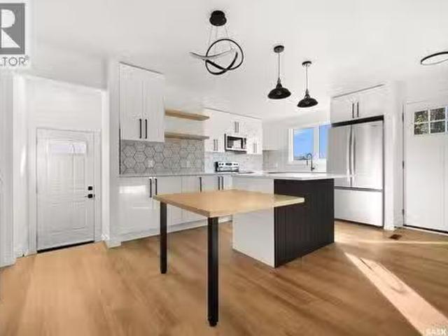 39 Boyce Street, Regina, SK, S4R 6M3 house for sale Listing.