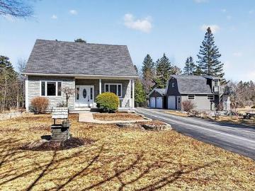 House for sale in Westmorland - Parking