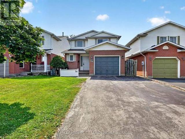 39 Buchanan Crescent, Thorold Confederation Heights, ON, L2V 4S2 house for sale | Listing ID X13602 | Royal LePage