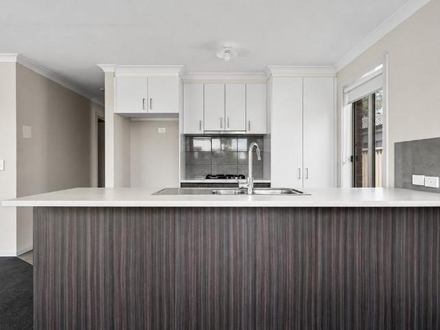 3/9 Burnett Street, Sebastopol, VIC, 3356