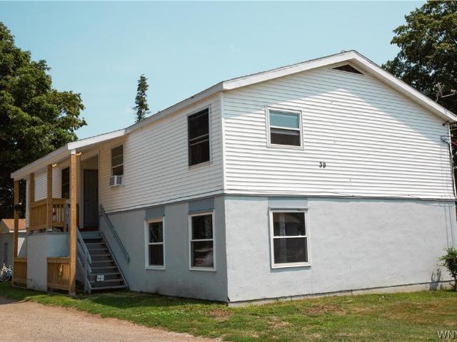 39 Clinton Avenue