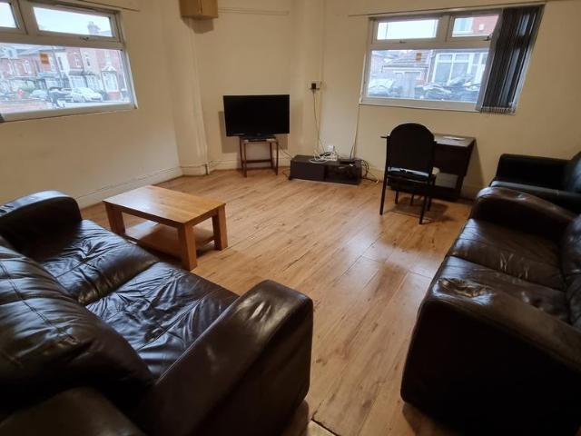 39 Croydon Road, Metchley, B29 7BS, United Kingdom | 6 bed house for rent #138775544 | Rentberry