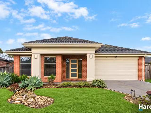 39 Dan Morgan Drive, CRANBOURNE EAST, VIC 3977 House for Rent