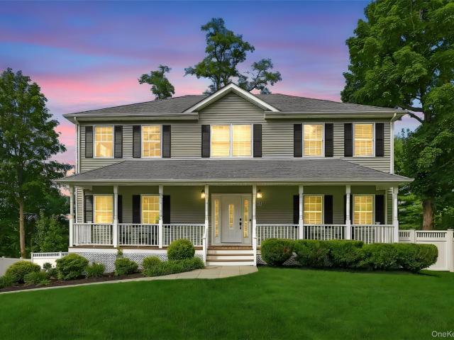 39 E Hill Road