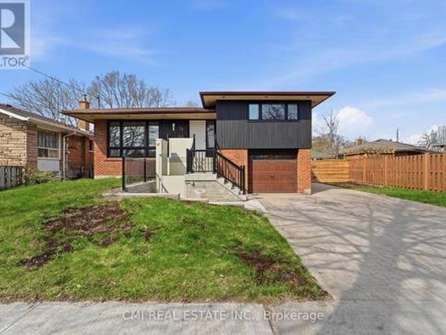 39 Earlton Road, Toronto, ON, M1T 2R4 house for sale | Listing ID E13827 | Royal LePage