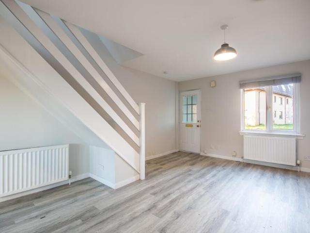 39 East Farm of Gilmerton, City of Edinburgh, EH17 8TQ, United Kingdom | 2 bed townhouse for rent #140398664 | Rentberry