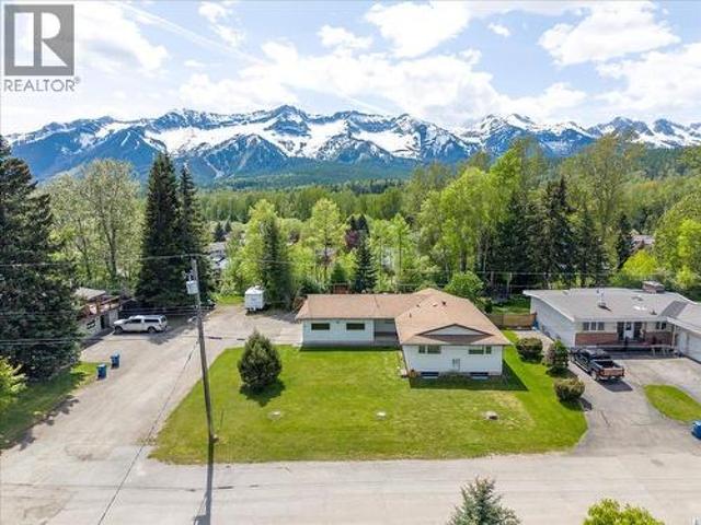 39 Elkview Drive, Fernie, BC, V0B 1M3 house for sale | Listing ID 10388 | Royal LePage