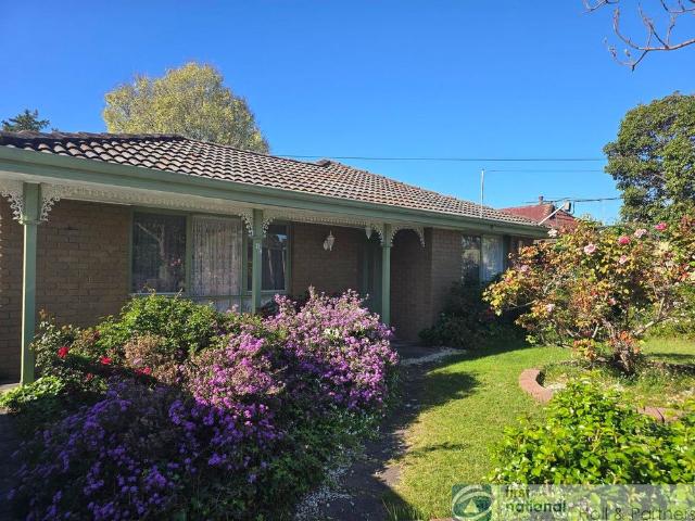 39 Evelyne Avenue, Cranbourne