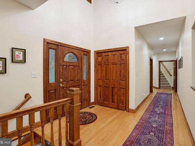39 Glen Brook Drive