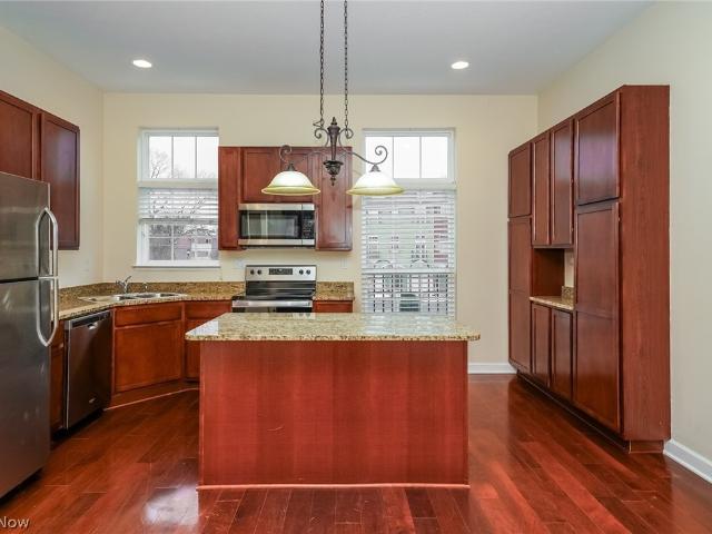 39 Grandview Drive