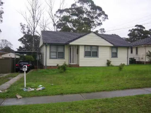 39 Guernsey Street, Busby, NSW 2168