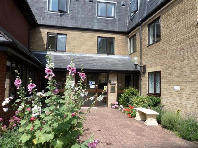 39 Havenfield, Arbury Road CB4 1 bed retirement property to rent £1,175 pcm £271 pw