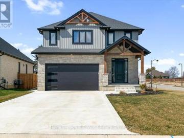 Oxford, Ontario - Office room, Parking