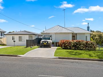 39 Hill Street, Goulburn NSW 2580 House For Rent | Domain