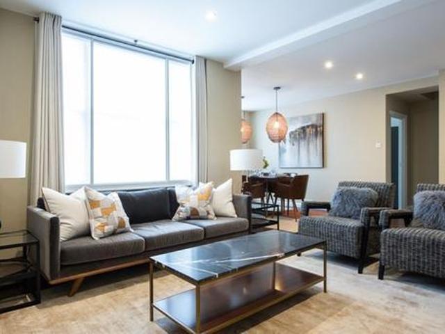 39 Hill Street, Mayfair, London, W1J 3 bed flat to rent £7,410 pcm £1,710 pw