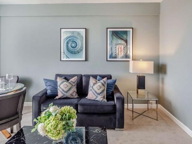 39 Hill Street, Mayfair London W1J, 1 bed flat to rent, £3,120 pcm | PrimeLocation