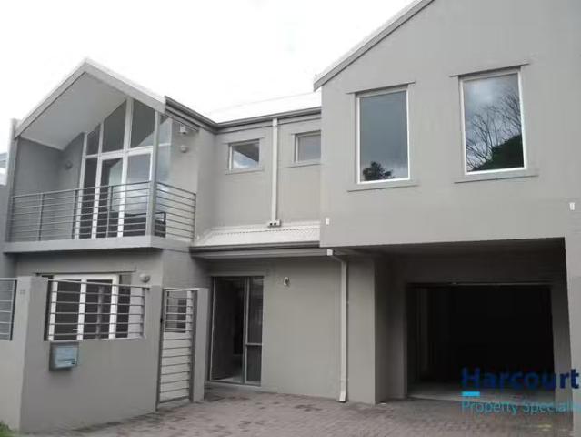 39 Inglewood Lane, INGLEWOOD, WA 6052 House for Rent