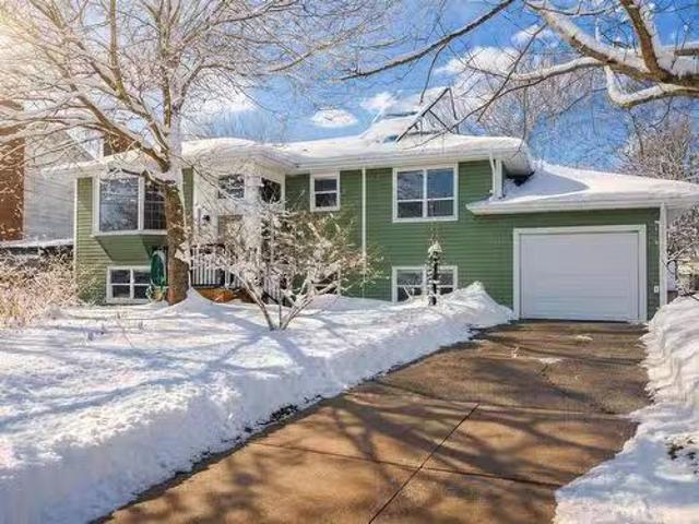 39 Inverness Avenue, Halifax, NS, B3P 1X6 house for sale Li.