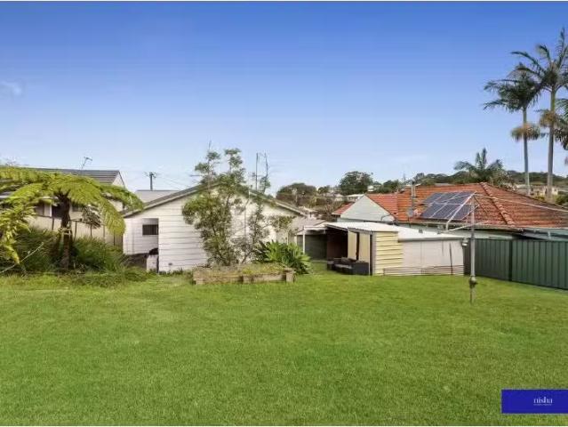 39 John Street, Belmont North Apartment for rent Listed by Ni.