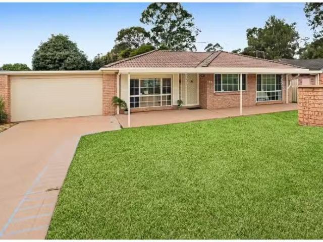 39 Karrabul Road, St Helens Park House for rent Listed by Lea.